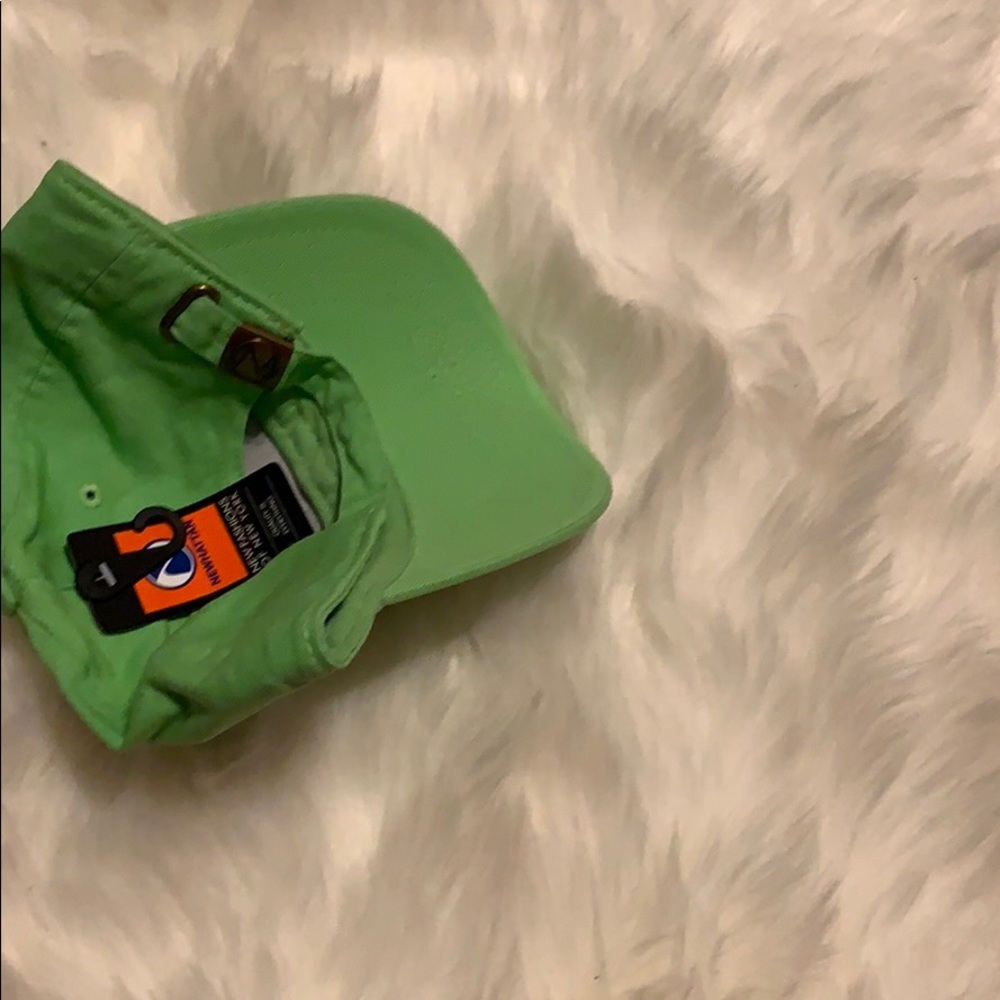 Hat - Picture 4 of 4